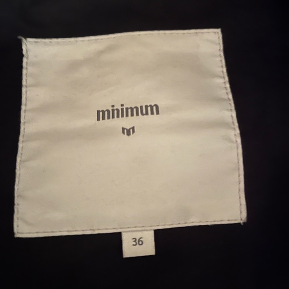 Minimum brand puffer coat. Black - Picture 2 of 8